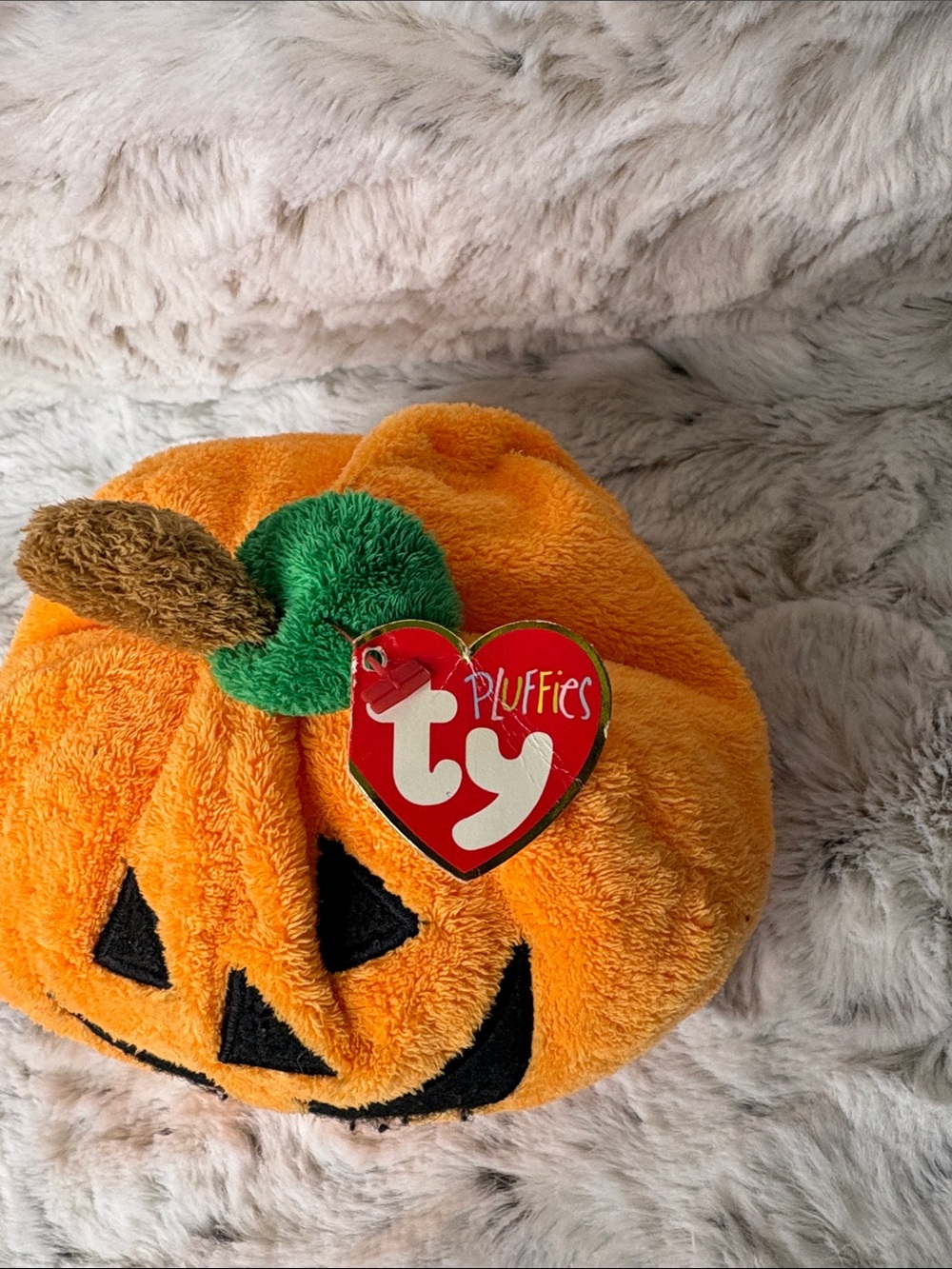 Ty Pluffies Orange “Plumpkin” Plush Halloween Jack-O'-Lantern. 2004 - Picture 2 of 7
